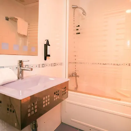 Magic Hotel 3*